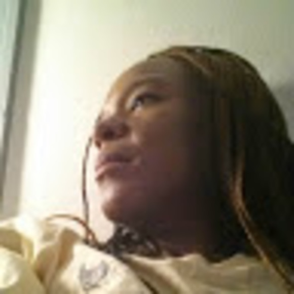 Meet your Posher, Kandee - Picture 1 of 1